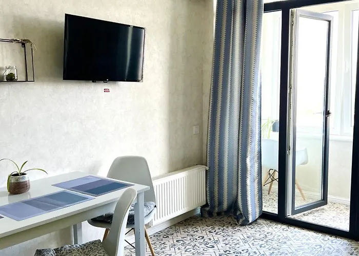 Modern And Vintage Close To Center Appartement Odessa