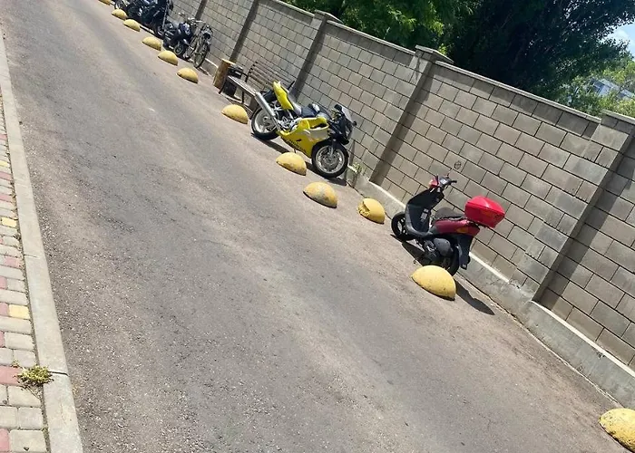 Modern And Vintage Close To Center Apartament *