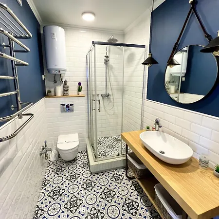Modern And Vintage Close To Center Apartment